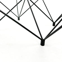 Cargar imagen en el visor de la galería, Mesa de café Alanda, diseño de Paolo Piva para B&B, 1980's