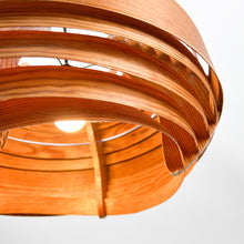 Charger l'image dans la galerie, Plafonnier en bois de pin de style Hans Agne Jakobsson, années 1970