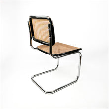 Cargar imagen en el visor de la galería, Silla B32 o Cesca diseño de Marcel Breuer en 1928.