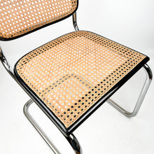 Cargar imagen en el visor de la galería, Silla B32 o Cesca, Marcel Breuer, 1928. Fabricada por MYC, Gavina.