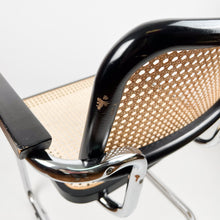 Charger l'image dans la galerie, Chaise B64 ou Cesca conçue par Marcel Breuer en 1928.