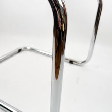 Cargar imagen en el visor de la galería, Silla B64 o Cesca diseño de Marcel Breuer en 1928.