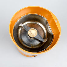 Laden Sie das Bild in den Galerie-Viewer, Braun KSM2 Mühle, entworfen von Hartwig Kahlcke, 1979. Gelb.