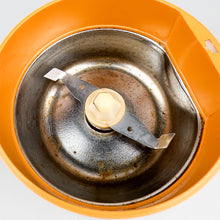 Laden Sie das Bild in den Galerie-Viewer, Braun KSM2 Mühle, entworfen von Hartwig Kahlcke, 1979. Gelb.