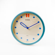 Cargar imagen en el visor de la galería, Reloj pared Casio IQ-15, 1980's
