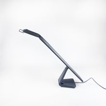 Laden Sie das Bild in den Galerie-Viewer, Lámpara Cosi diseño de G. Tonetti para Progetti, 1980's