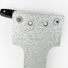 Laden Sie das Bild in den Galerie-Viewer, Lámpara Fase Modelo Mini Fase, diseño de Tomás Díaz Magro en 1969.