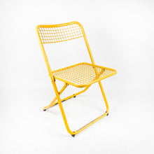 Cargar imagen en el visor de la galería, Silla 085 fabricada por Federico Giner, 1970s. Amarilla.