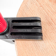 Cargar imagen en el visor de la galería, Lámpara Hebi diseño de Isao Hosoe para Valenti, 1969.