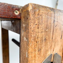 Cargar imagen en el visor de la galería, Antiguo banco de carpintero