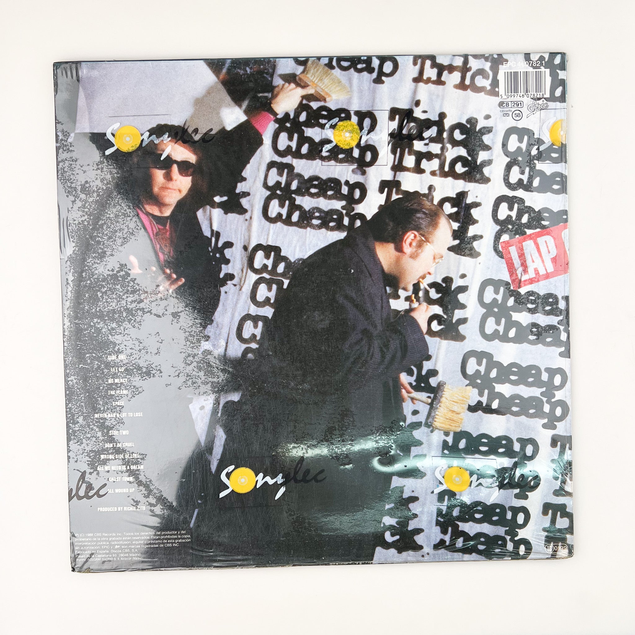 LP. Cheap Trick. Lap Of Luxury – falsotecho