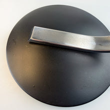 Laden Sie das Bild in den Galerie-Viewer, Lámpara Fase 520c. Luis Perez de la Oliva, 1964.