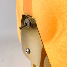 Load image into Gallery viewer, Lector S table lamp designed by Lluís Porqueras for Marset in 1990.