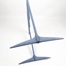 Cargar imagen en el visor de la galería, Revistero Claudia Evangelista, diseño de Philippe Starck para Kartell, 1996.