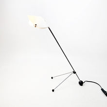 Cargar imagen en el visor de la galería, Lámpara de sobremesa Minima, diseño de Paolo Pepere para Leds, 1980's