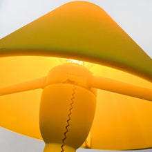 Cargar imagen en el visor de la galería, Lámpara Miss Sissi diseño de Philippe Starck para Flos, 1991.