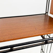 Charger l'image dans la galerie, Étagère modulaire Multistrux Multifurniture. Années 1970