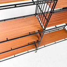 Charger l'image dans la galerie, Étagères modulaires Multistrux Multifurniture. années 1970