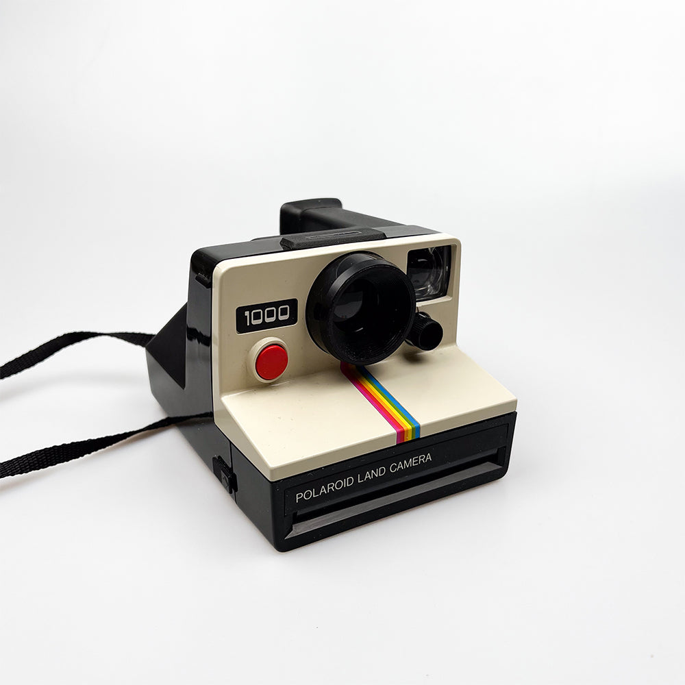 ポラロイド ランド 1000 カメラは 1977 年から製造されています