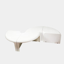 Cargar imagen en el visor de la galería, Mesa modelo 700 diseño de Rodolfo Bonetto para Bernini, 1969.
