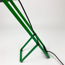 Load image into Gallery viewer, Lámpara sobremesa Sintesi Tavolo diseño de Ernesto Gismondi en 1975 para Artemide. - falsotecho
