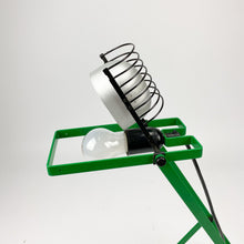 Load image into Gallery viewer, Lámpara sobremesa Sintesi Tavolo diseño de Ernesto Gismondi en 1975 para Artemide. - falsotecho