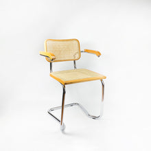 画像をギャラリービューアに読み込む, Silla B64 o Cesca diseño de Marcel Breuer en 1928.