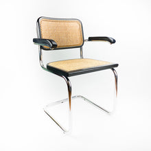 Charger l'image dans la galerie, Chaise B64 ou Cesca conçue par Marcel Breuer en 1928.