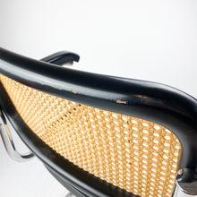 Charger l'image dans la galerie, Chaise B64 ou Cesca conçue par Marcel Breuer en 1928.