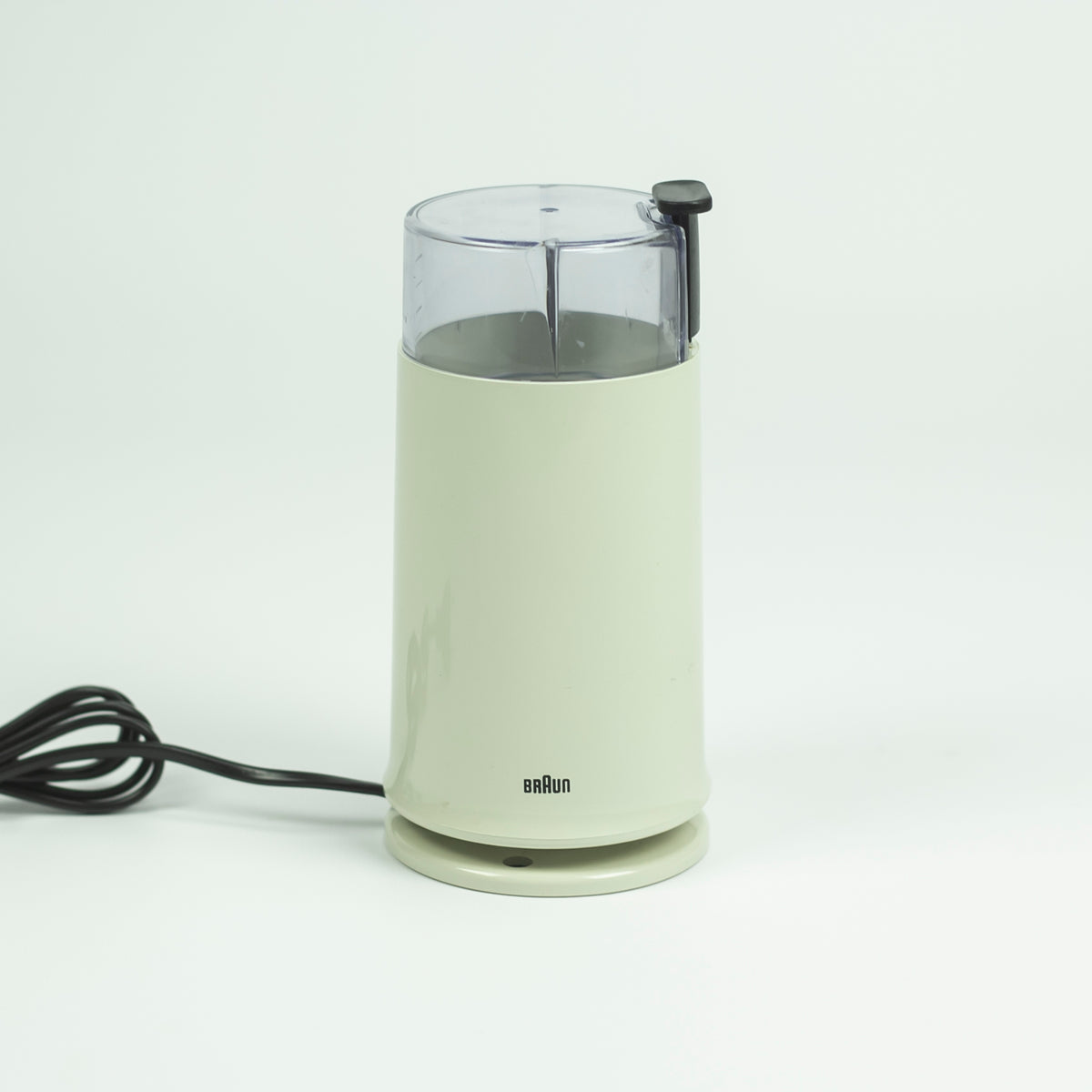 Braun Coffee Grinder, Designed by Dieter Rams - type 4041 from 1979 –  MicroscopeTelescope