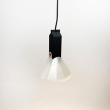 Laden Sie das Bild in den Galerie-Viewer, Lámpara de techo Aretusa diseño de Richard Sapper para Artemide, 1986.