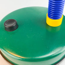 Cargar imagen en el visor de la galería, Lámpara de escritorio en colores primarios, 1980's