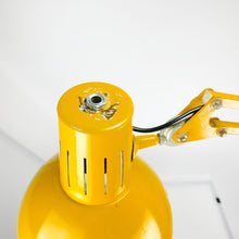 Charger l'image dans la galerie, Lampe de bureau Phase 67, années 1970