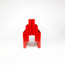 Load image into Gallery viewer, Kartell 4676 magazine rack designed by Giotto Stoppino in 1971.