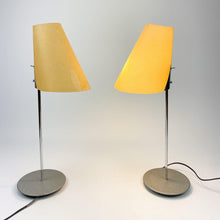 画像をギャラリービューアに読み込む, Pareja de lámparas Lector S diseño de Lluís Porqueras para Marset, 1990. - falsotecho