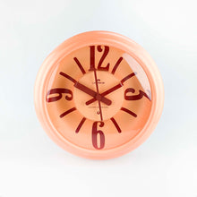 Charger l'image dans la galerie, Horloge murale modèle Roulette design par Albert Leclerc pour Lorenz, années 1970