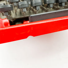Cargar imagen en el visor de la galería, Máquina de Escribir Olivetti Valentine, Ettore Sottsass en 1969.
