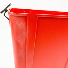 Cargar imagen en el visor de la galería, Máquina de Escribir Olivetti Valentine, Ettore Sottsass en 1969.