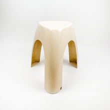 Charger l'image dans la galerie, Tabouret design par Sori Yanagi, années 1960