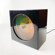 Laden Sie das Bild in den Galerie-Viewer, Reloj de sobremesa Spectrum Black-Hole fabricado por Shimoda Electric, Japón.