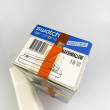 Charger l'image dans la galerie, Téléphone blanc Swatch Deluxe, 1989.