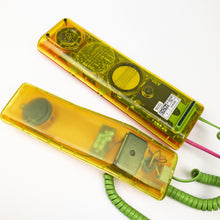 Laden Sie das Bild in den Galerie-Viewer, Teléfono Twin Swatch 1989. Translucido. - falsotecho