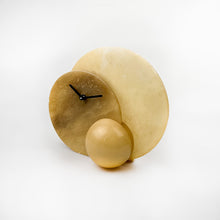 Load image into Gallery viewer, San José alabaster mantel clock, 1970s
