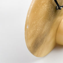 Load image into Gallery viewer, San José alabaster mantel clock, 1970s
