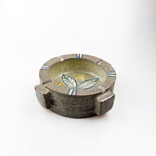 Load image into Gallery viewer, Alfaraz ceramic ashtray. Miguel Durán Loriga, 1960&#39;s 
