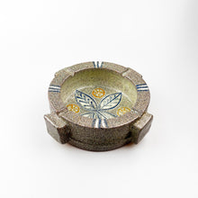 Load image into Gallery viewer, Alfaraz ceramic ashtray. Miguel Durán Loriga, 1960&#39;s 
