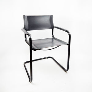 Silla B34 diseño de Marcel Breuer, 1930. Reedición