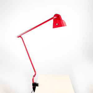 Lámpara Belux System diseño de Guillermo Capdevilla, 1981.