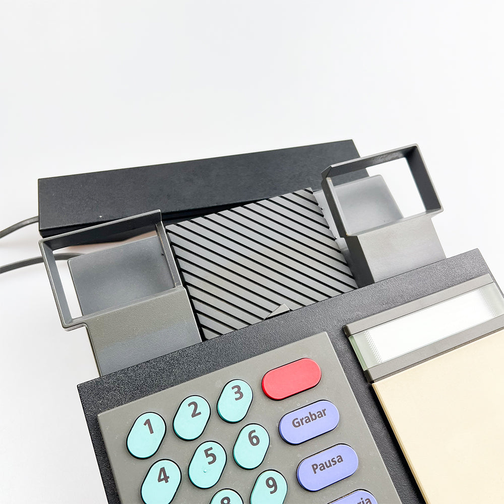 Bang & Olufsen Beocom 1000 telephone design by Lone and Gideon  Lindinger-Loewy 1980's