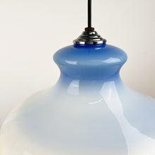 Cargar imagen en el visor de la galería, Lámpara de techo de cristal opalina, 1970&#39;s
